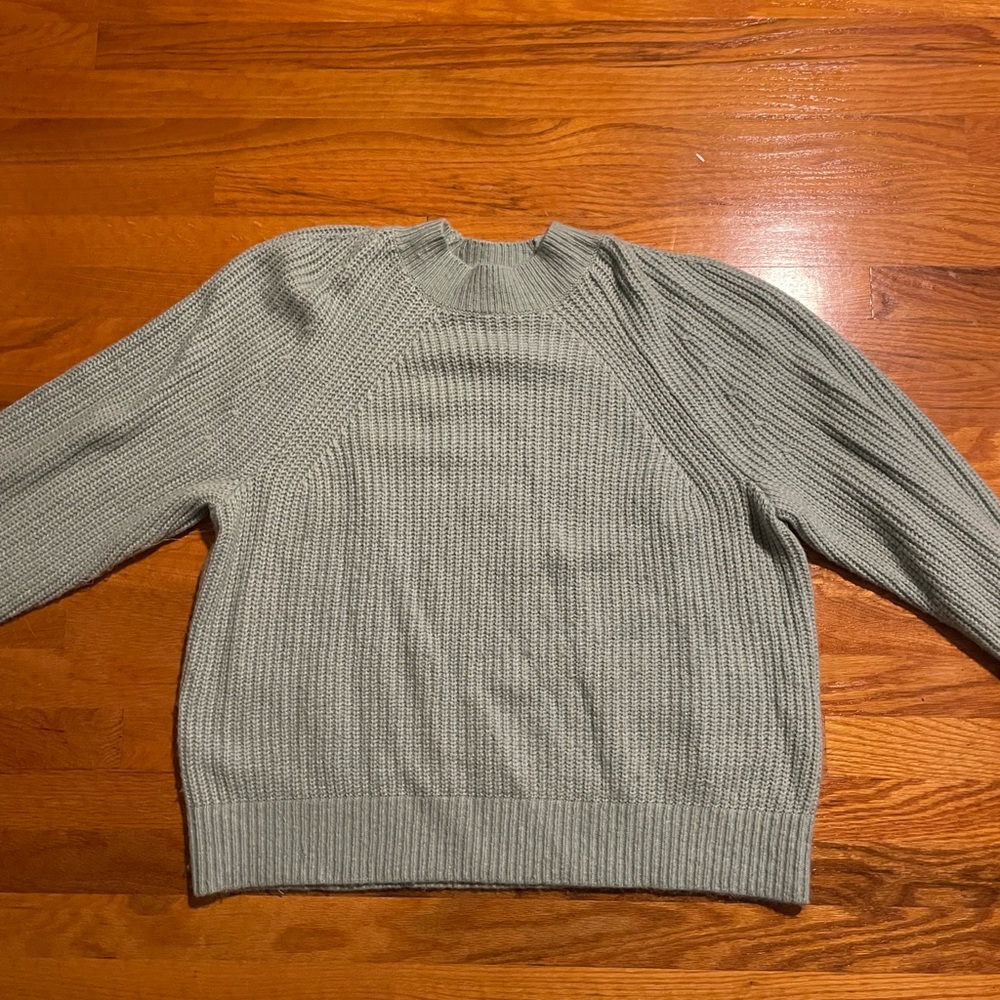 Loft Woman’s oversized sweater
